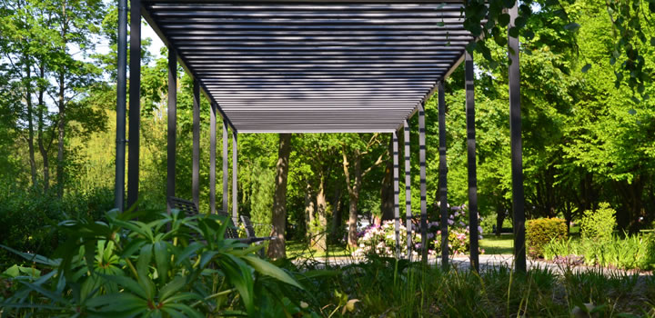 Stahl- Pergola  - Schulhofmöbel | FreiraumObjekte Ney GmbH