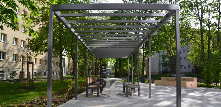 Stahl- Pergola  - Schulhofmöbel | FreiraumObjekte Ney GmbH